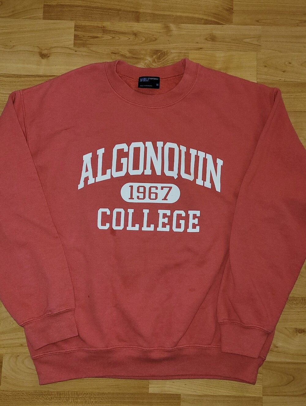 Vintage Algonquin College MV Sport Retro Coral Spellout Crewneck Sweater, Medium